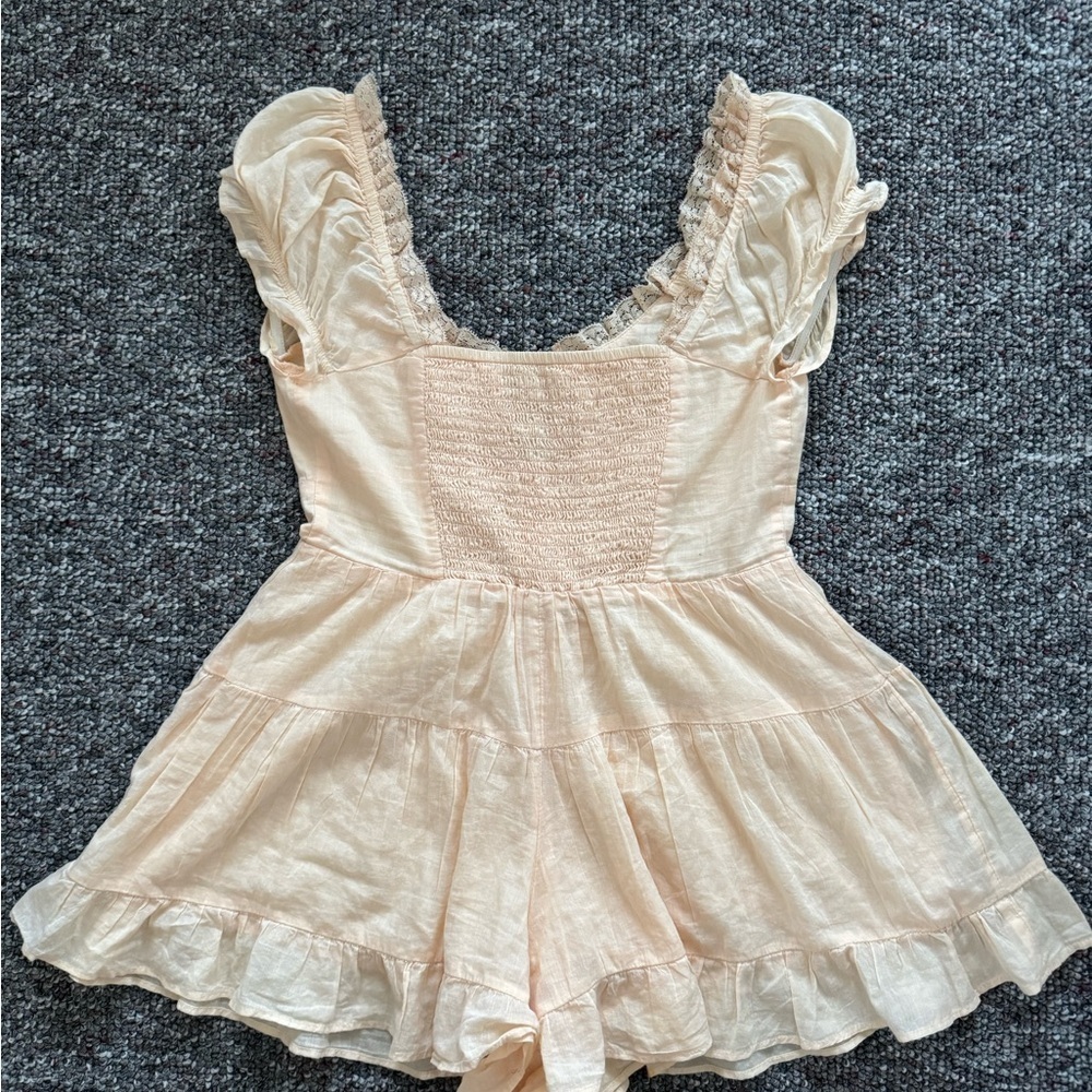 Babydoll Coquette Feminine Soft girl Urban Outfitters Peach Lace Romper Size XS - Picture 7 of 8